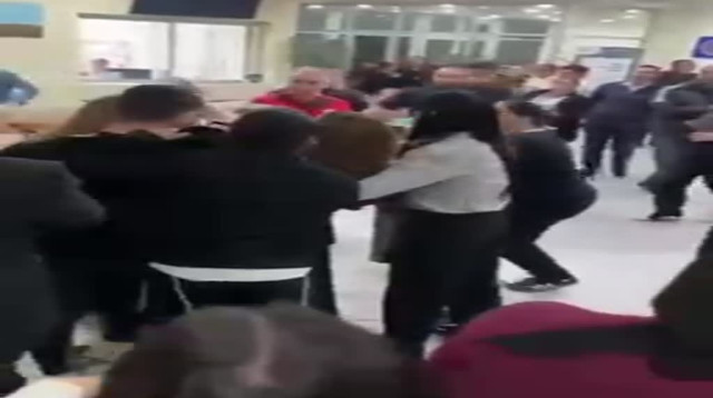 נילי אהרון מתעממת עם מצביעי ליכוד בירוחם (צילום: שימוש לפי סעיף 27א')