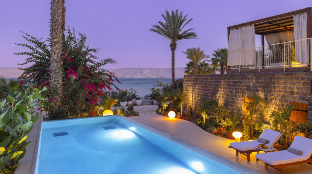 הבריכה הפרטית של סוויטת וילה פולה במלון גלי כנרת (צילום: מקס קובלסקי )