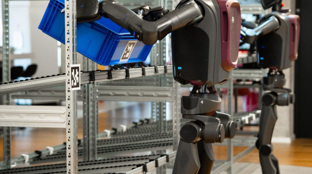 רובוט V3 נשיאת ארגזים ומיון (צילום: באדיבות החברה)