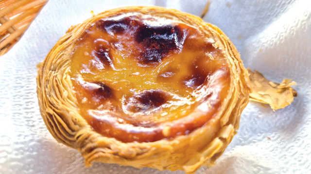 המאפה הפורטוגלי (צילום: ניר קיפניס)