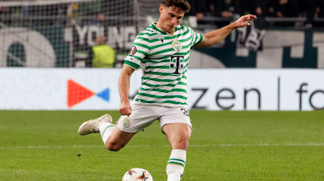 גבי קניקובסקי שחקן פרנצווארוש (צילום: אימג'בנק  GettyImages, Laszlo Szirtesi)