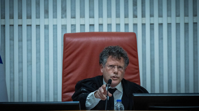 יצחק עמית (צילום: יונתן זינדל, פלאש 90)