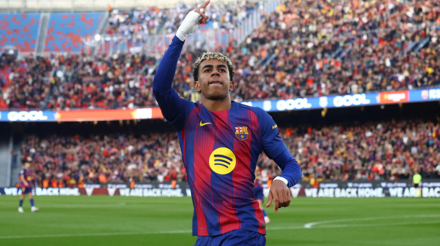 שחקן ברצלונה לאמין ימאל (צילום: רויטרס)