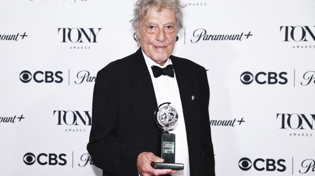  טום סטופארד (צילום: REUTERS/Amr Alfiky)