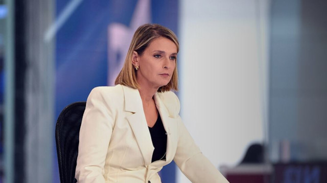 דנה וייס מגישה חדשות (צילום: ערוץ 12)