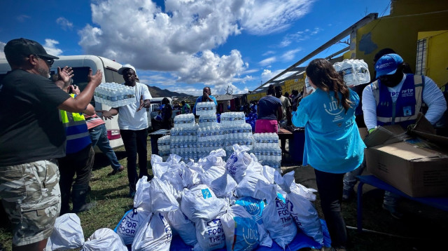 משלחת סיוע ישראלית בג'מייקה (צילום: באדיבות JDC)