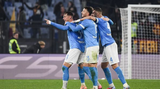 שחקני נאפולי חוגגים ברומא (צילום: Ivan Romano / Contributor)