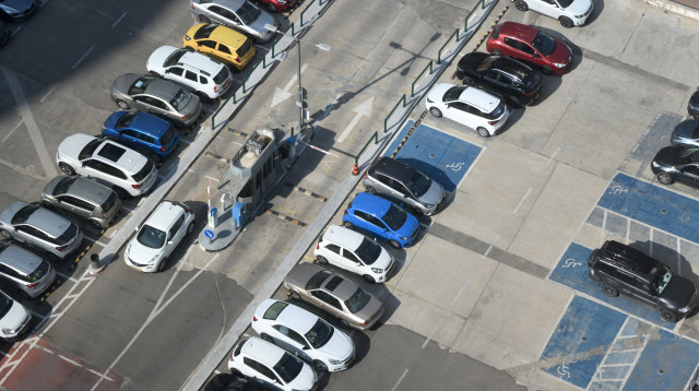 חניית נכים (צילום: נילי יערי, פלאש 90)