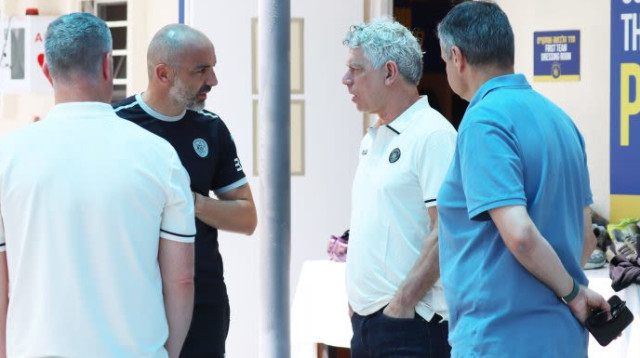 מיטש גולדהאר וז'ארקו לאזטיץ' (צילום: אתר רשמי, מכבי תל אביב)