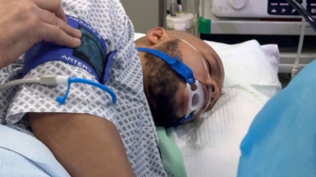 כריס יובנק ג'וניור בבית חולים (צילום: צילום מסך, ה-X הרשמי של כריס יובנק)
