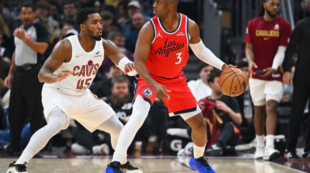 כריס פול, דונובן מיטשל (צילום: Getty images)