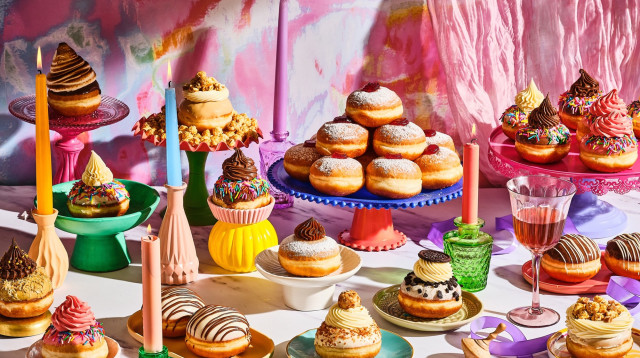 קולקציית הסופגניות של מאפה נאמן  (צילום: גיל אבירם)