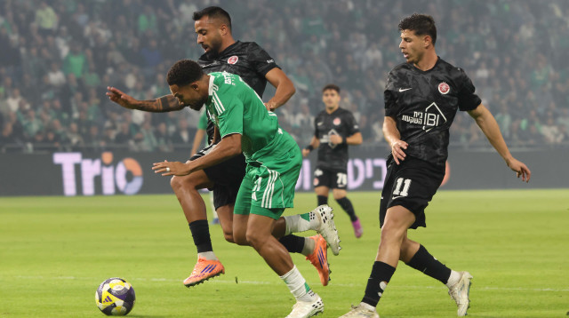 שחר פיבן, סתיו טוריאל, קנג'י גורה (צילום: דני מרון)