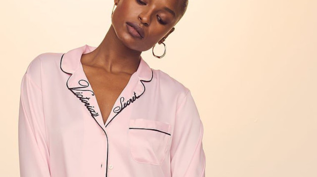 Victoria's secret פיג׳מה (צילום: VS&CO)