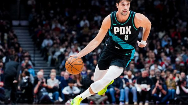 דני אבדיה מככב בפורטלנד בלייזרס (צילום: Mark Blinch)