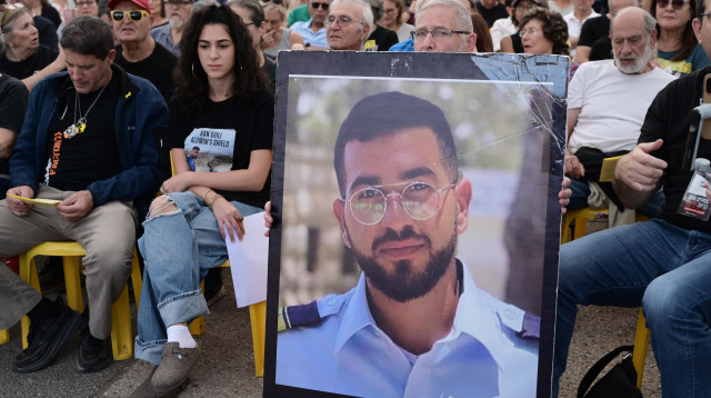 קבלת-שבת לרן גואילי בכיכר החטופים (צילום: מטה משפחות החטופים והנעדרים)