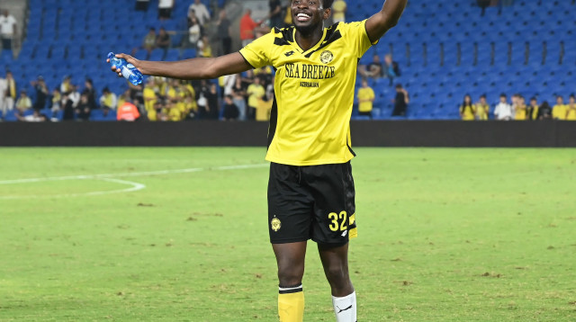 שחקן מכבי נתניה, עזיז ווטארה (צילום: ברני ארדוב)