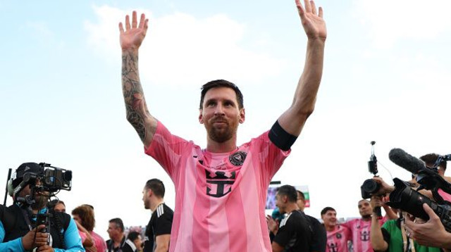 ליאו מסי אחרי הזכייה ב-MLS (צילום: Maddie Meyer / Staff)