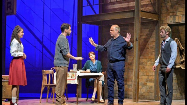 מראה מעל הגשר (צילום: יוסי צבקר)