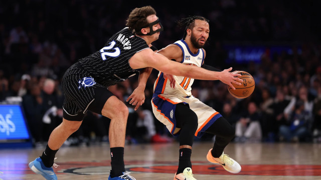 פרנץ ואגנר, אורלנדו מג'יק לצד ג'יילן ברונסון, ניו יורק ניקס (צילום: GettyImages)