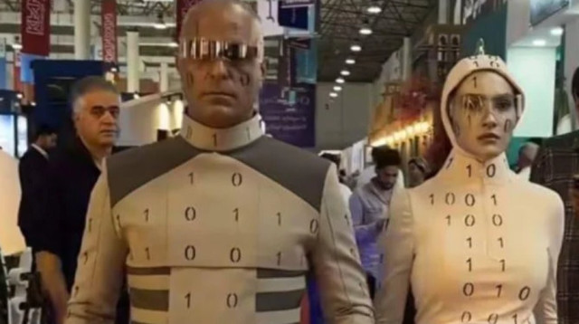 "הרובוטים" בתערוכה באיראן (צילום: רשתות חברתיות, שימוש לפי סעיף 27 א')