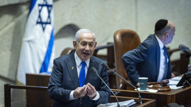 נתניהו בדיון 40 חתימות בכנסת  (צילום: חיים גולדברג פלאש 90)