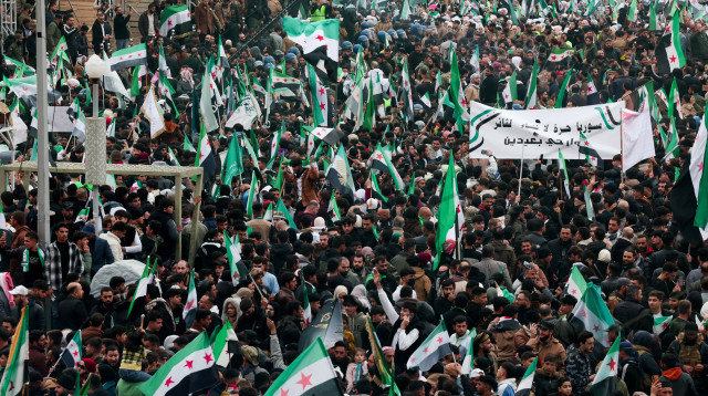 יום השנה הראשון לנפילתו של בשאר אל-אסד בחלב סוריה (צילום: REUTERS/Mahmoud Hassano)