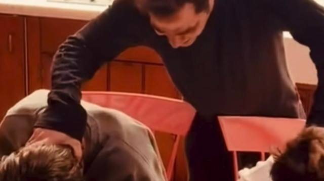 הסטורי של אביב גפן וילדיו (צילום: אינסטגרם)