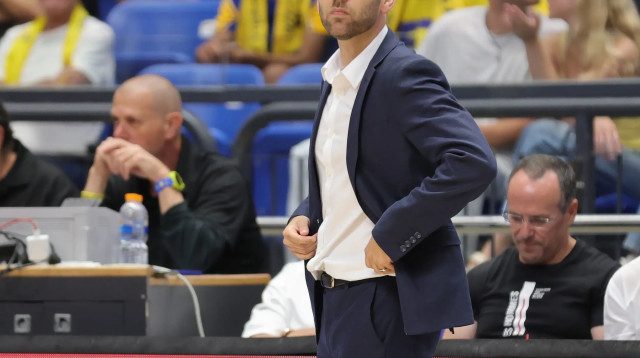 גיא קפלן, מאמן הפועל חולון (צילום: אודי ציטיאט)