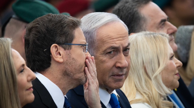 בנימין נתניהו ויצחק הרצוג (צילום: יונתן זינדל פלאש 90)