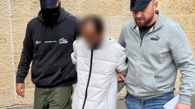 מעצר חשוד (צילום: דוברות המשטרה)