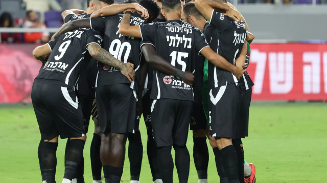 שחקני עירוני טבריה (צילום: דני מרון)