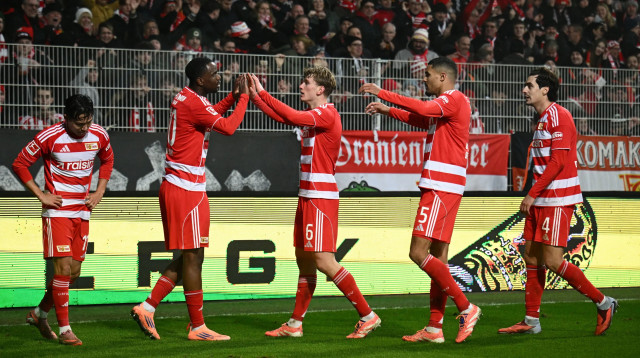 שחקני אוניון ברלין חוגגים (צילום: רויטרס)