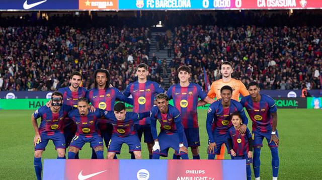 שחקני ברצלונה (צילום: GettyImages)