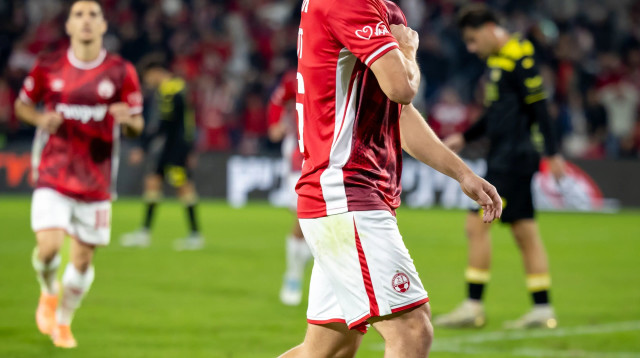 שחקן הפועל באר שבע, איגור זלאטנוביץ' (צילום: בן בודה, וסרמיליה)