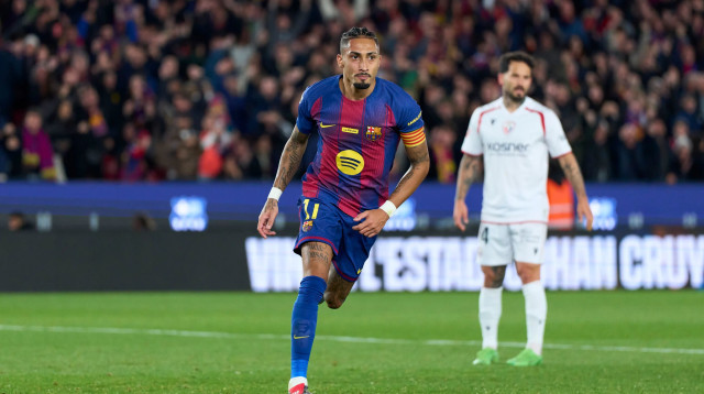 ראפיניה שחקן ברצלונה (צילום: GettyImages, Lars Baron)