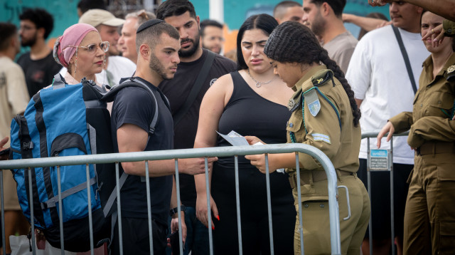 גיוס לצה"ל (צילום: מרים אלסטר פלאש 90)