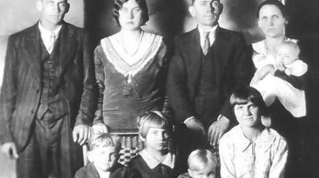 רצח את אשתו ושישה מילדיו (צילום: news.com.au)