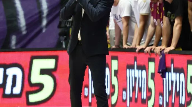 "בשל להיות מאמן. איפה אהיה? שאלה טובה" (צילום: דני מרון)