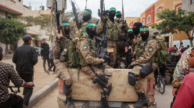 מחבלי חמאס (צילום: EYAD BABA/AFP via Getty Images)