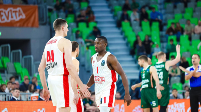 ג'ארד הארפר שחקן הפועל ירושלים (צילום: אתר רשמי, מיכל בן גיגי, הפועל מידטאון ירושלים)