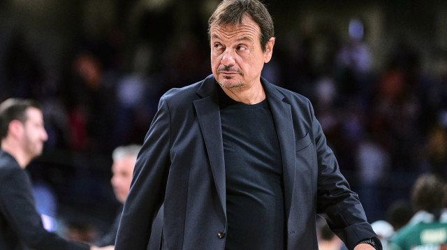 מאמן פנאתינייקוס ארגין עתמאן (צילום: GettyImages, Sonia Canada)