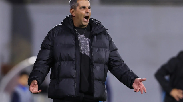 שרון מימר מאמן בני סכנין (צילום: מאור אלקסלסי)