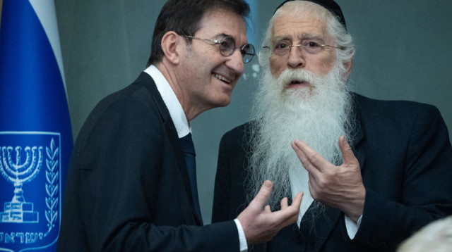 יו"ר ועדת חוץ וביטחון ח"כ בועז ביסמוט (משמאל) וח"כ מאיר פורוש (צילום: פלאש 90)