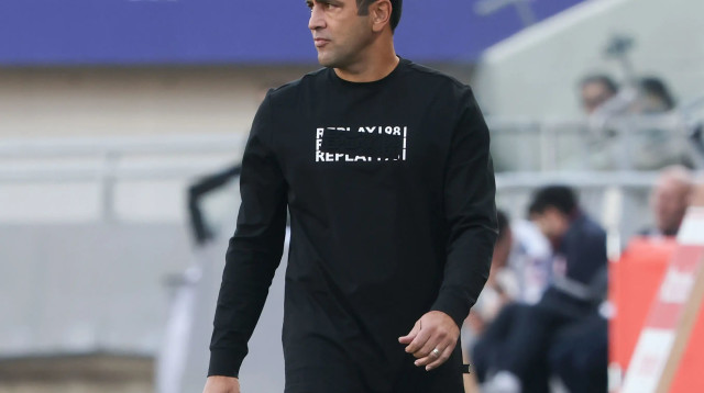 אליניב ברדה מאמן הפועל תל אביב (צילום: דני מרון)