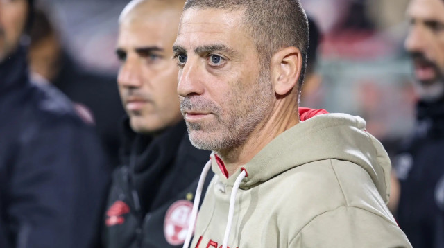 רן קוז'וך מאמן הפועל באר שבע (צילום: קובי אליהו)