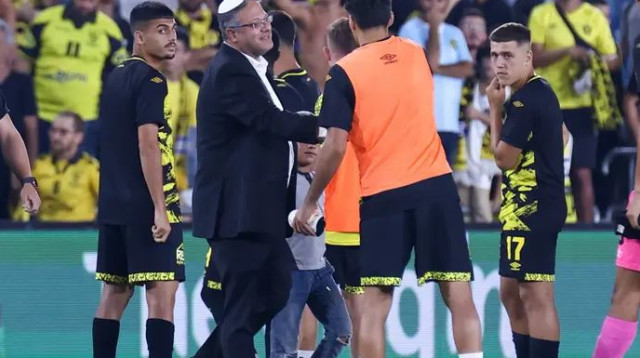 איתמר בן גביר באצטדיון טדי (צילום: דני מרון)