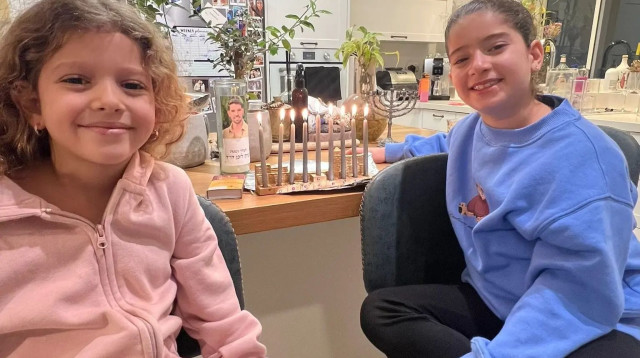 בנותיו של ברק לופן (צילום: באדיבות המשפחה)