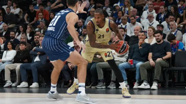 קלייברן יחסר לברצלונה גם מול מכבי תל אביב (צילום: GettyImages, Seskim Photo/MB Media)