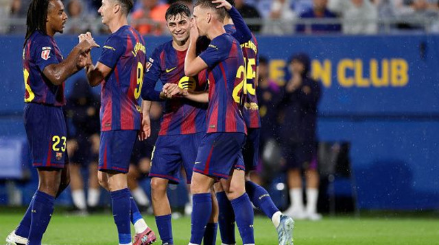 שחקני ברצלונה חוגגים (צילום: Getty images)